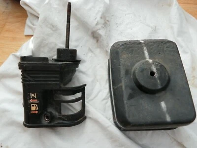 Honda generator engine Parts Air filter housing 5.0 HP GX140 - Image 1 of 3