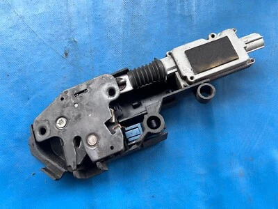 Механизм защелки хвостовика Land Rover Freelander (FQR000010) 1998 - 2006 - Изображение 1 из 2