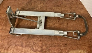 Vintage Geze Metal Ski Boot Holder Carrier#GL - Picture 1 of 7
