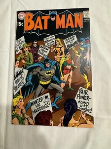 Batman #214 1969 "Batman's Marriage Trap" Cover / Batgirl/DC Comics Higher Grade - Picture 1 of 6