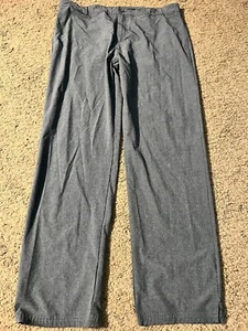 Mens Oakley Gray Flat Front Regular Fit Golf Athletic Pants Size 38 x 32 - Picture 1 of 4