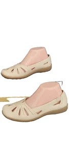 Cushion-Walk Slip On Open Pattern Leather Lined Flexible Comfort Shoes Sz 4 - Picture 1 of 13