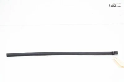 Volkswagen Tiguan 2018-2023 bajo capó capó delantero sello de resistencia OEM Foto 1 de 4