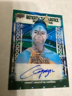 2024 年漫威黑豹表面下梅布尔·卡迪纳签名编号 37/99! — 第 1/2 张图片