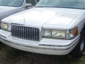 1990-1991-1992-1993-1994 Lincoln TownCar/Stretch Kühlergrill verchromt,gut ! - Bild 1 von 1