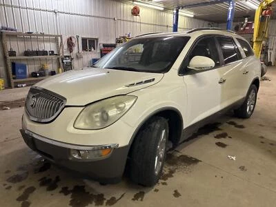 Alerón trasero usado se adapta a: Buick Enclave 2008 grado trasero A Foto 1 de 4