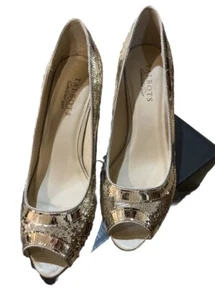Talbots Lisette1 Gold Sparkle Sequence Holiday New Year’s Heel Pump Size 7 NWOB - Picture 1 of 6