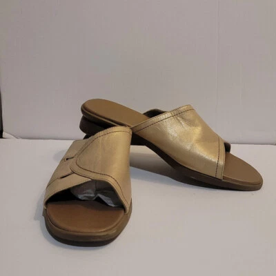 Munro American Abby Gold Kid M417651 11 W sandals NWB - Image 1 of 4