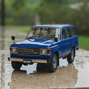 KYOSHO 1/18 Toyota Land Cruiser LC60 Diecast Mans Red/Blue Car Model - Picture 1 of 13