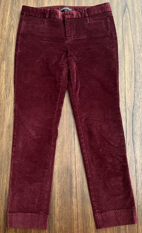 Pantalón Banana Republic Mujer Talla 4 Hol Borgoña Terciopelo Sloan Ajustado Vacaciones Ciruela Foto 1 de 4