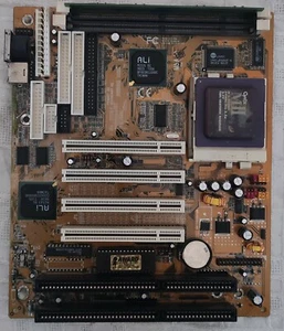 Biostar M5ATD - ALi ALADDiN IV+  Chipset + Cyrix MII 300GP + RAM - Picture 1 of 2