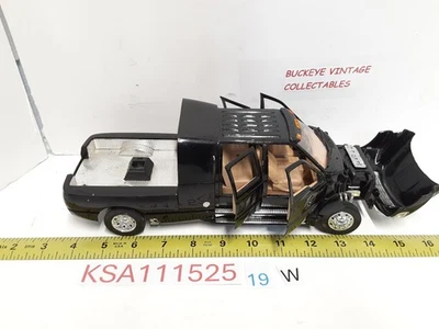 Ford F-650 2001 camioneta Super Crewzer negra 4 puertas personalizado doble enganche fundido a presión 1:24 Foto 1 de 4