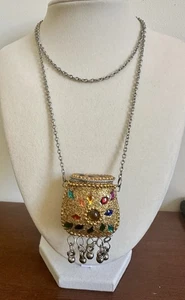 Vintage gelb Glitzer Emaille Perlen Silber Handtasche Schmuck Kette Anhänger Halskette - Bild 1 von 5