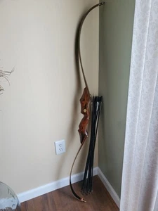 recurve bow used - Picture 1 of 3