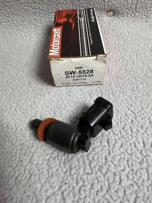 Motorcraft SW-5528 New door switch - Image 1 of 3