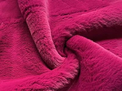 Super Luxury Faux Fur Fabric Material - MAGENTA - Image 1 of 3