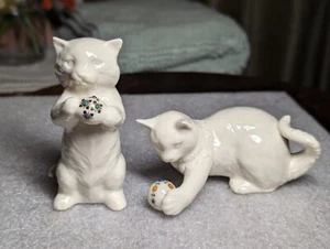 Vintage Pair Of Lenox China Kitty Cats Figurines Playing With Jeweled Ball - Picture 1 of 17