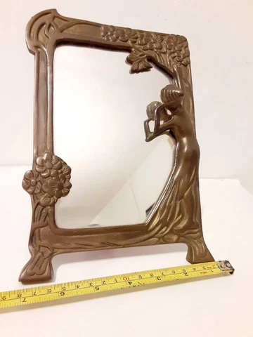 VINTAGE ART DECO/ NOUVEAU WOMAN LADY IN MIRROR SOLID BRASS FRAME, 9"x7", 2 lbs Cover