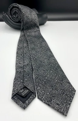 Corbata para hombre Calvin Klein mezcla seda ~ negra ~ patrón floral ~ ¡moderna delgada! Foto 1 de 4