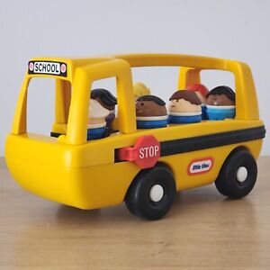 Vintage Little Tikes Yellow School Bus With 6 Toddle Tot Students & 1 Bus Driver