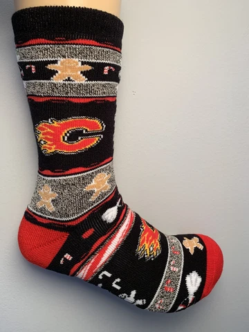CALGARY FLAMES NHL HOCKEY JERSEY LOGO WINTER GINGER CREW LENGTH SOCKS LARGE Cover