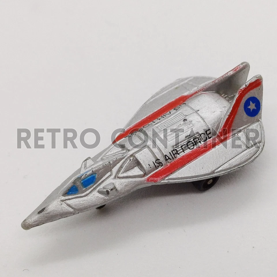 Vintage GALOOB MICRO MACHINES - Stealth Fighter Jet Concept Lockheed F-19 - Immagine 1 di 1