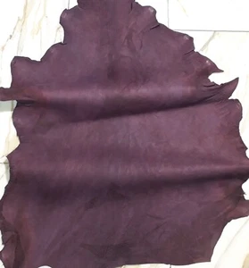 LEDER TIP 39212-X, Lederreste, 1 Lederhaut 0,9mm, antik-pflaumefarben nubuk - Picture 1 of 2