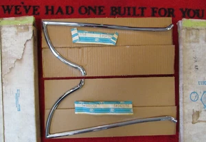 1968-1969 Olds Cutlass Vista Cruiser NOS GM Frt Fender Molding Set 230504 230505 - Picture 1 of 9