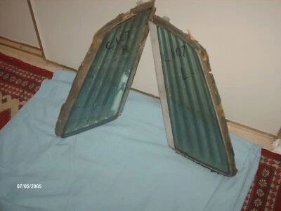 MERCEDES 380/450 SLC QUATER WINDOW LOUVERS - Image 1 of 4