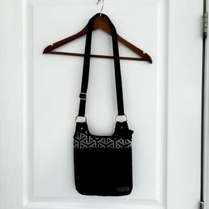 Cinda B Quilted Crossbody Bag Jet Set Black - Picture 1 of 6
