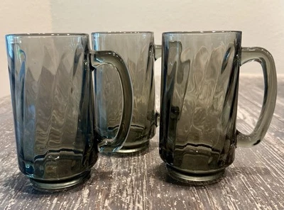 Taza LIBBEY Anchor Hocking gris humo óptica remolino vintage MCM cerveza Stein jarra Foto 1 de 4