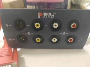 Breakout Box Pinnacle Systems Blue Box Audio/Vidéo avec câble - P/N 40160734 - Photo 1/1