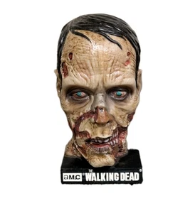 AMC Conejo Tanaka The Walking Dead Cabeza de Zombi Luz Nocturna Halloween/Ventilador Decoración - Imagen 1 de 6