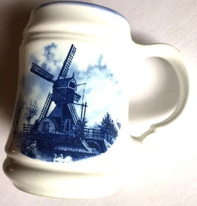 Delft Blauw Hand-Painted Windmill Mug-Stein  Made in Holland   3"Diameter x 5.5" - Picture 1 of 6