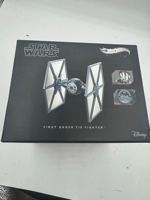 Hot Wheels Elite Star Wars TIE FIGHTER First Order Fighter CMC92-9764 Die cast - Image 1 of 4