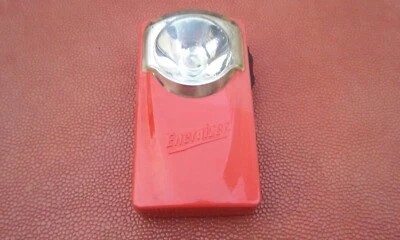 ENERGIZER LAMPE DE POCHE/FLASHLIGHT/TASCHENLAMPE VINTAGE 4,5V 3R12 - Photo 1/4