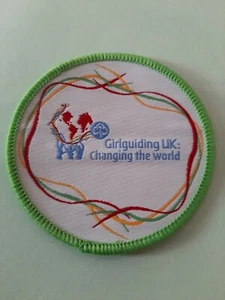 Girl Guides Girlguiding UK 'Changing the World' Badge GG16 - Picture 1 of 1