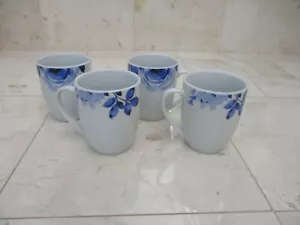 FITZ and FLOYD BLOOM 4" COFFE OR TEA MUGS - WHITE WITH BLUE FLOWERS - Picture 1 of 8