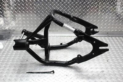 2002 YAMAHA V STAR 1100 XVS1100A КЛАССИЧЕСКИЙ ЗАДНИЙ ПОВОРОТНЫЙ РЫЧАГ ПОДВЕСКИ - Изображение 1 из 4