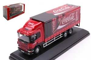 MODELLINO CAMION STATICO OXFORD SCANIA 94D 6 WHEEL CURTAINSIDE COCA COLA 1:76 - Foto 1 di 4