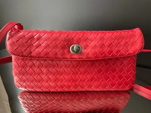 Bottega Veneta Women's Shoulder Bag, 623962, Red Intrecciato Nappa Leather - Picture 1 of 5