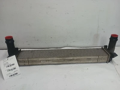 Intercooler de 2013 Dodge Dart 1,4 L Turbo 11441052 Foto 1 de 4