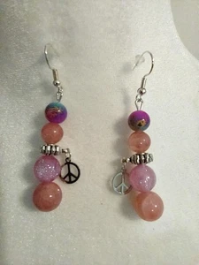 Handgefertigte Ohrringe, Peace Zeichen, Rosatöne, Show the love - Bild 1 von 1