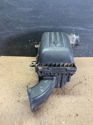 Dodge Ram 1500 2002-2003 5,7 L filtro de aire caja S3557 DG Foto 1 de 4