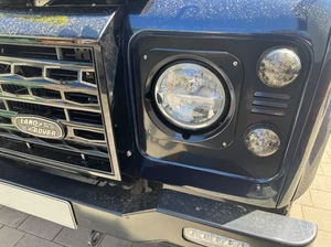 Metal Louvered Matt Black Headlight Surrounds Fits Land Rover Defender 90 110 - Picture 1 of 2