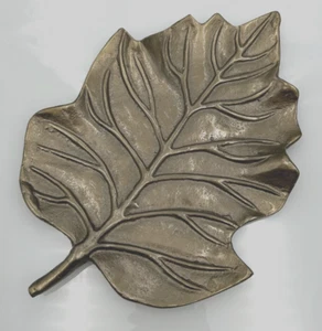 Pewter Plate Leaf Serving Tray Vintage Home Decor 11"x8"x1" - Picture 1 of 4