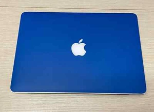 Apple MacBook Pro 13" 2015 - i5 2.7GHZ 8GB 256GB SSD - OS Monterey - Blue - Picture 1 of 10