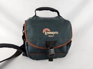 Vintage Lowepro Nova 1 Shoulder Camera Bag Padded Strap Pockets Film Travel - Picture 1 of 18