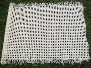 Wiener Geflecht 45 x 50cm (€49,90lfdm) Stuhlgeflecht, HELL NATURFARBIG - Picture 1 of 2