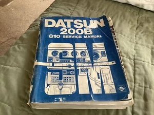 NISSAN DATSUN 200B 810 SERVICE MANUAL - Picture 1 of 2